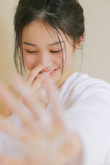 坐在椅子上夹腿自慰的感染途径